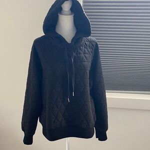 Evereve Black Quilted Hoodie Sweatshirt